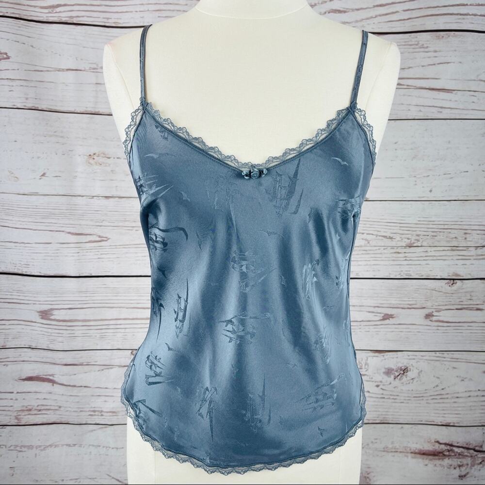 Maidenform grey camisole lace